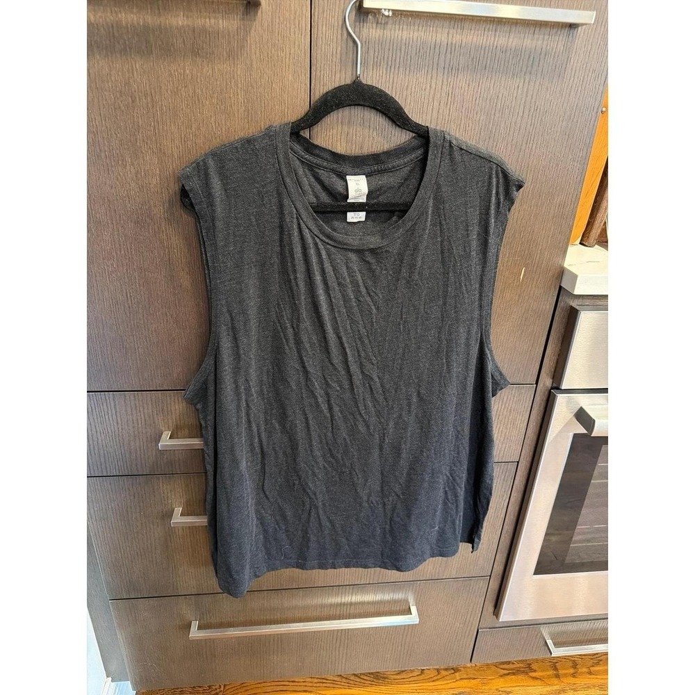 Alo Yoga Triumph Muscle Tank men's XL
